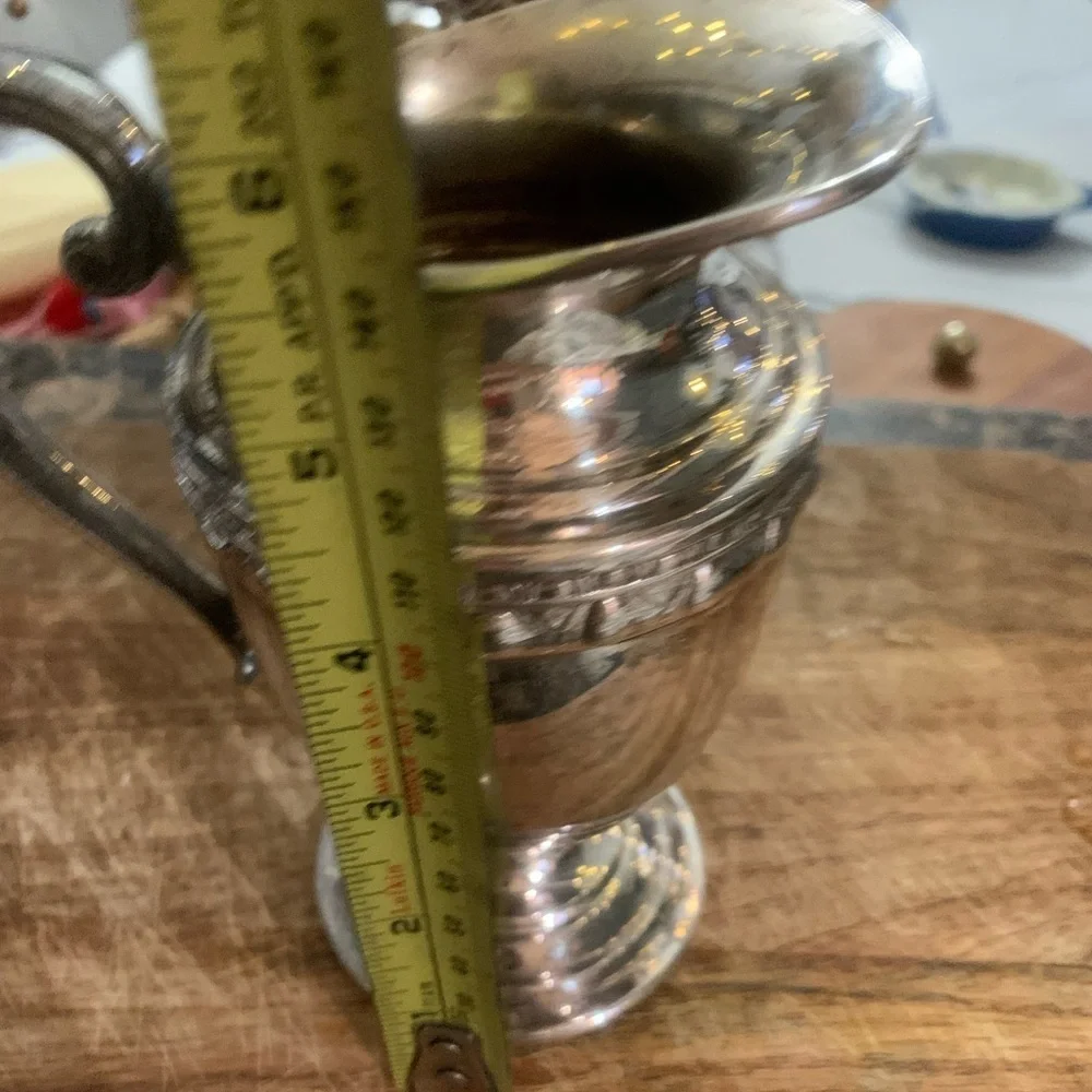 Wm. Rogers & Sons Spring Flower silver-plated creamer